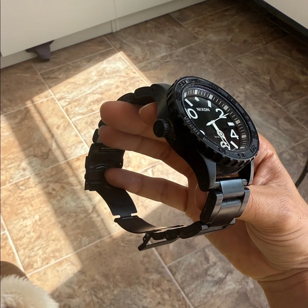 The NIXON 51-30 Titanium Swiss Movt Men's Watch - Picture 3 of 3